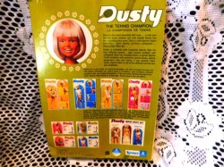 dusty tennis box bk